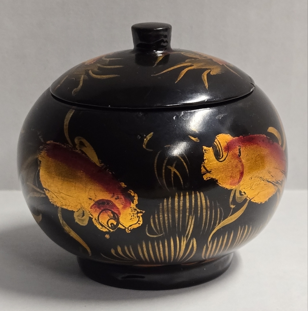 Vintage Lacquered Goldfish Design Trinket Dish with Lid 3.25"X3.25"